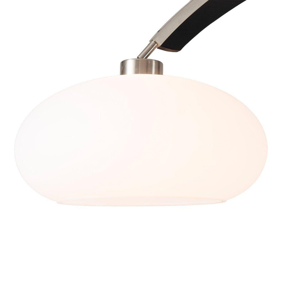 Lampadaire à arc voûté