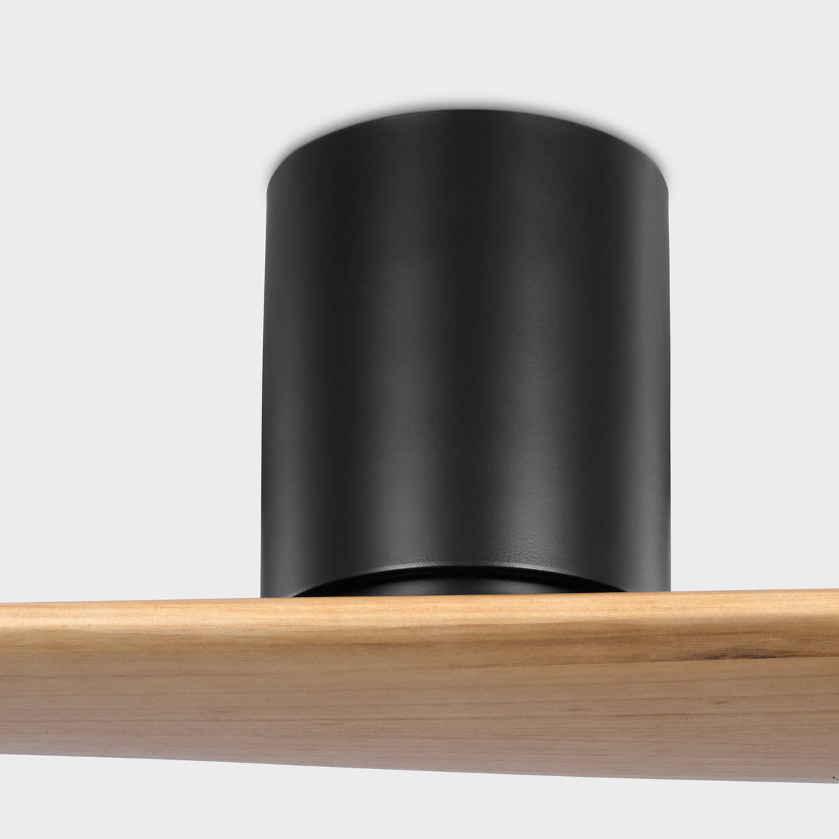 Confort visuel Ventilateur  Collection 2PLHSM60MBKNH Plancher Smart Hugger Plafond Ventilateur 