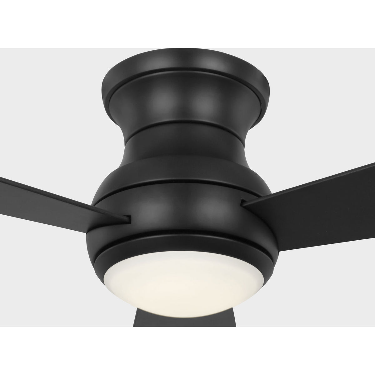 Confort visuel Ventilateur  Collection 3OBSHR52MBKD Orbis Hugger Plafonnier LED Ventilateur 