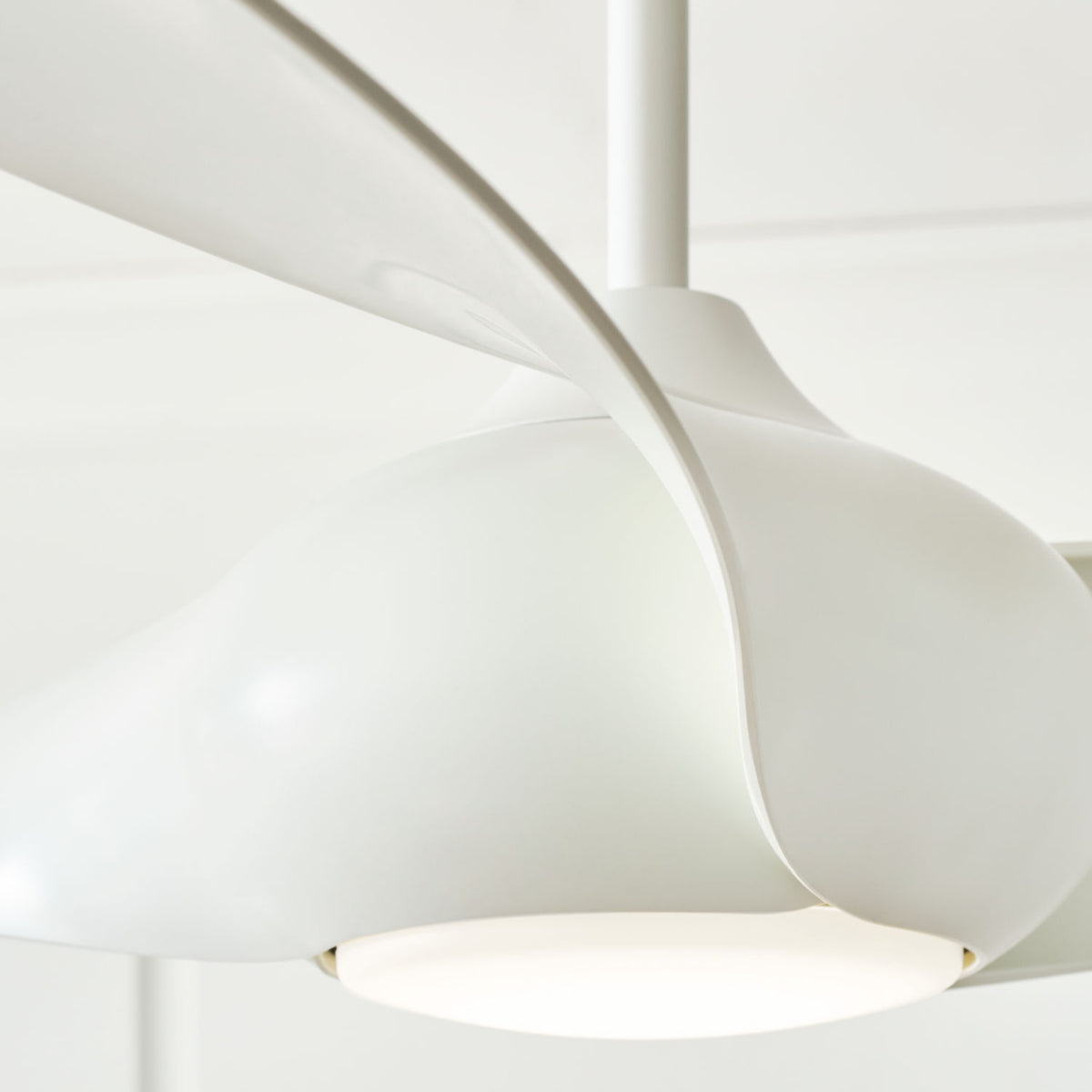 Confort visuel Ventilateur  Collection 3TNSM60RZWD Topan Smart LED Ceiling Ventilateur 
