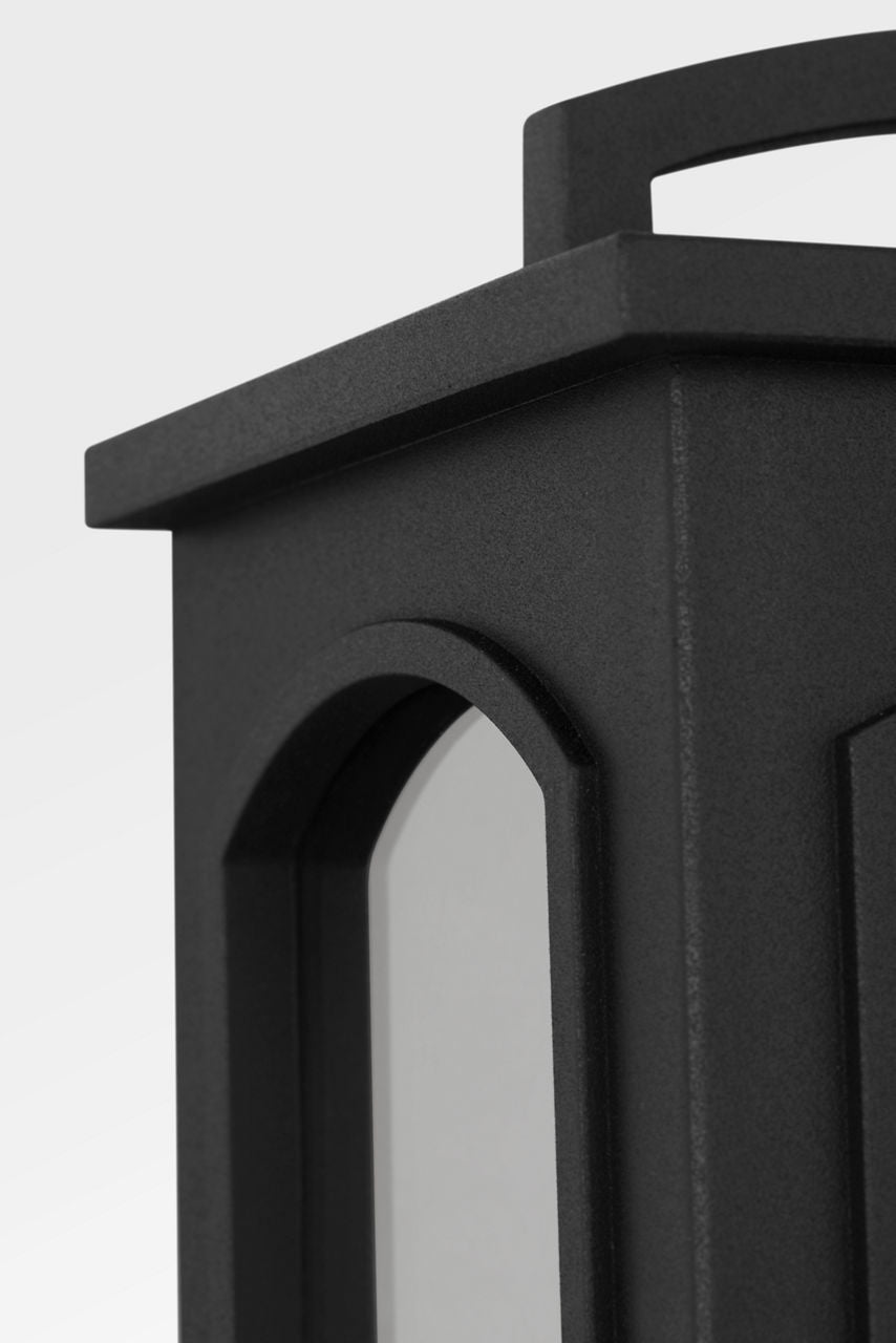 Lanterne d'extérieur Modesto CO1551TXB de la collection Visual Comfort Studio, en noir texturé