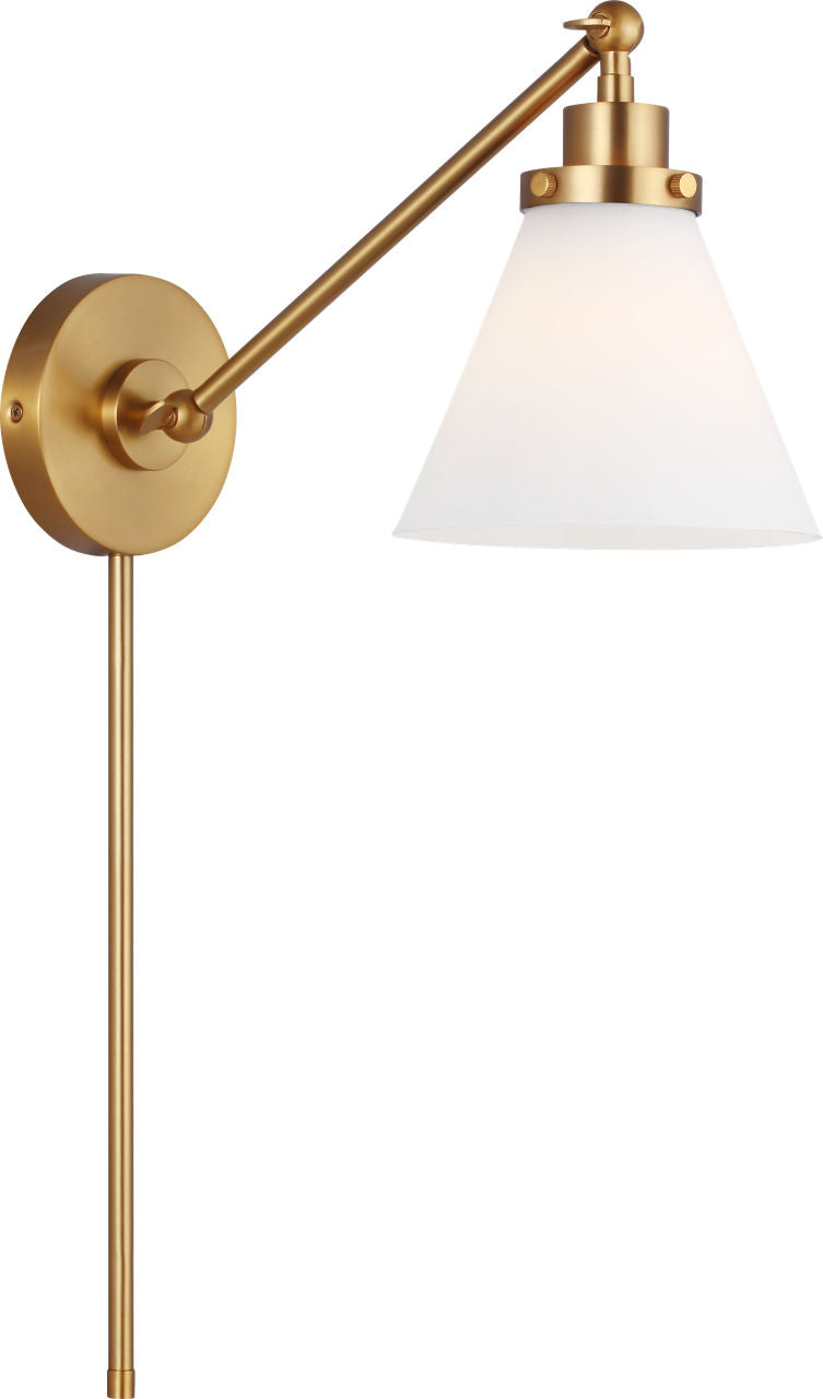 Visual Comfort Studio Collection CW1121BBSMG Wellfleet Sconce in Burnished Brass