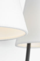 Applique double Marina CW1422AI de la collection Visual Comfort Studio, finition fer vieilli