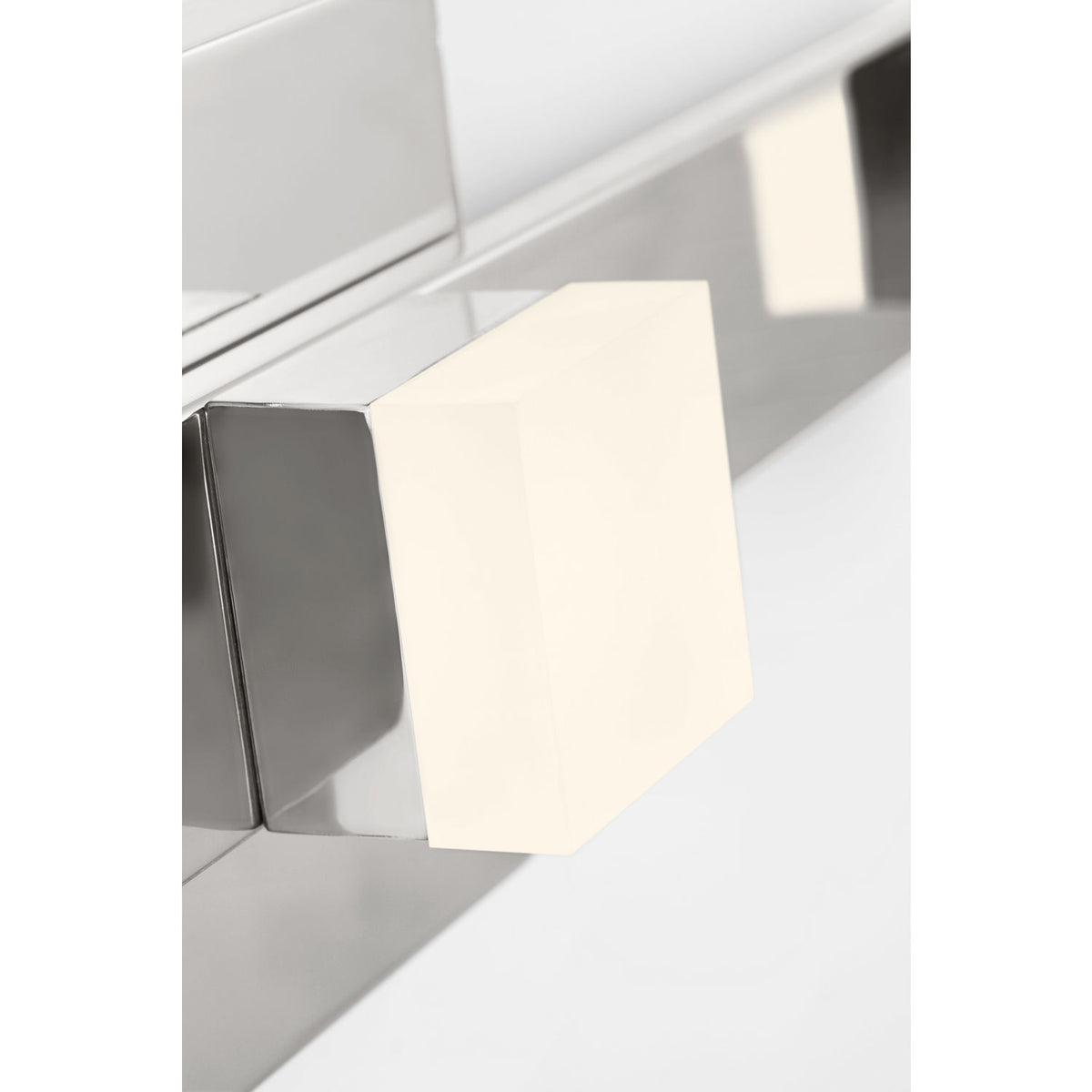 Collection Visual Comfort Studio DJV1061CH-L1 Applique murale de salle de bain Brander