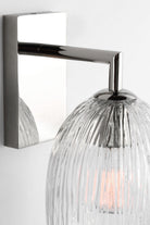 Applique murale Serafina HW1001PN de la collection Visual Comfort Studio, finition nickel poli