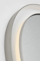 Miroir lumineux Chopin KSMRIL104PN de la collection Visual Comfort Studio, finition nickel poli