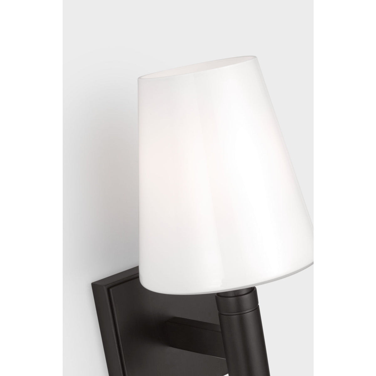 Collection Visual Comfort Studio TV1011AI Applique murale Beckham Classic