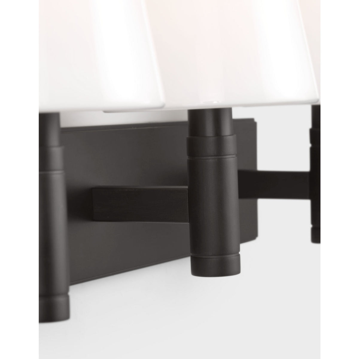 Collection Visual Comfort Studio TV1033AI Applique murale Beckham Classic