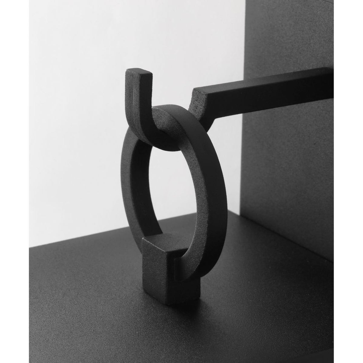 Lanterne d'extérieur Sesha de la collection Visual Comfort Studio SLO1381TXB, en noir texturé