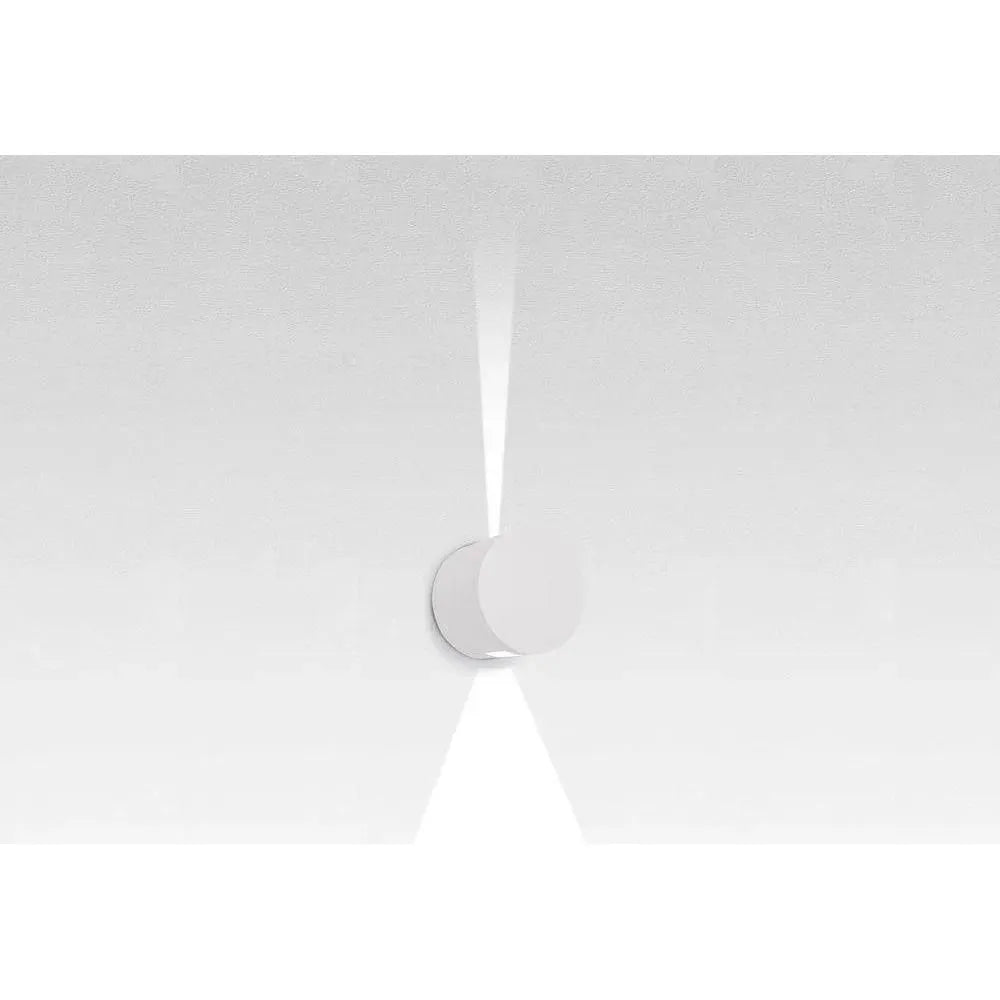 Artemide - Effetto 16 Wall Light - T4211NLW08 | Montreal Lighting & Hardware