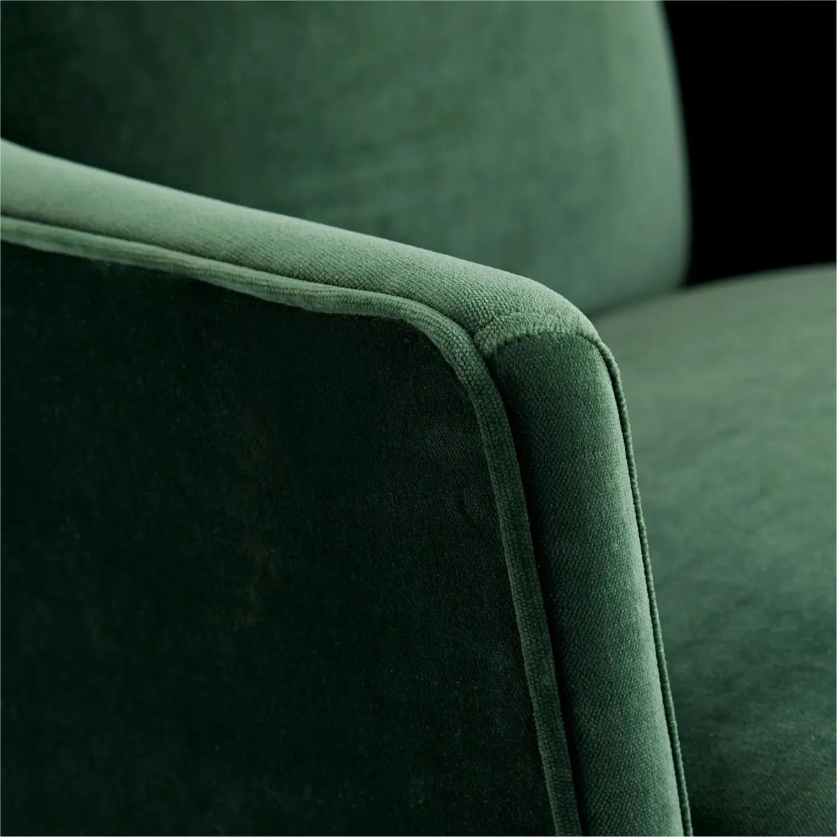 Arteriors - Budelli Wing Chair - 8155 | Montreal Lighting & Hardware