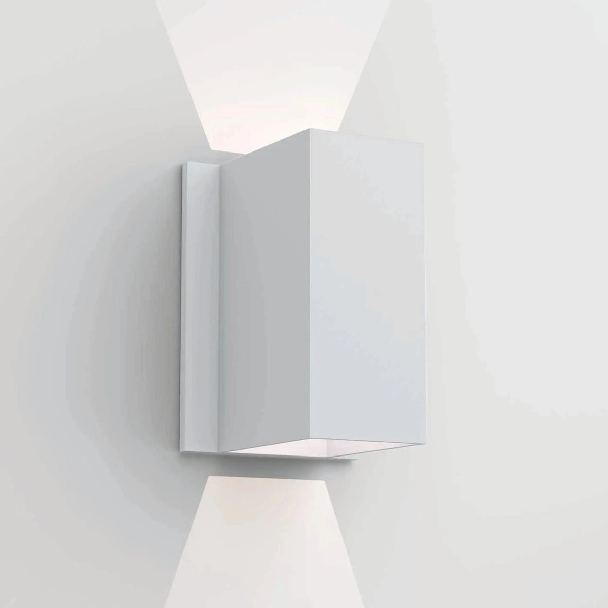 Astro Lighting - Oslo 160 Wall Light - 1298013 | Montreal Lighting & Hardware