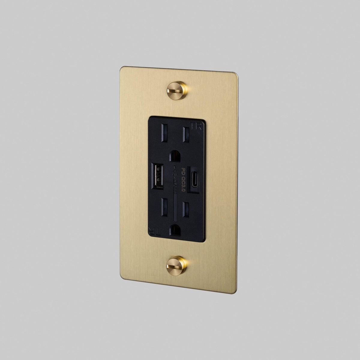 Buster + Punch - 1G Combination Duplex Outlet and USB - A + C Charger - NSC-053812 | Montreal Lighting & Hardware
