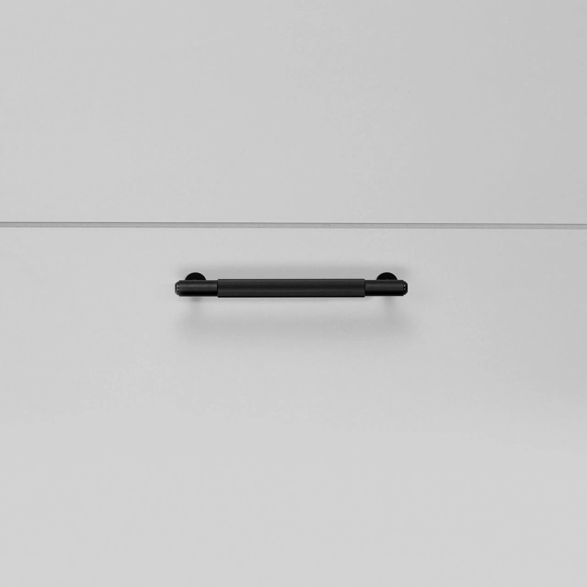 Buster + Punch - Pull Bar - Linear - NPB-05331 | Montreal Lighting & Hardware