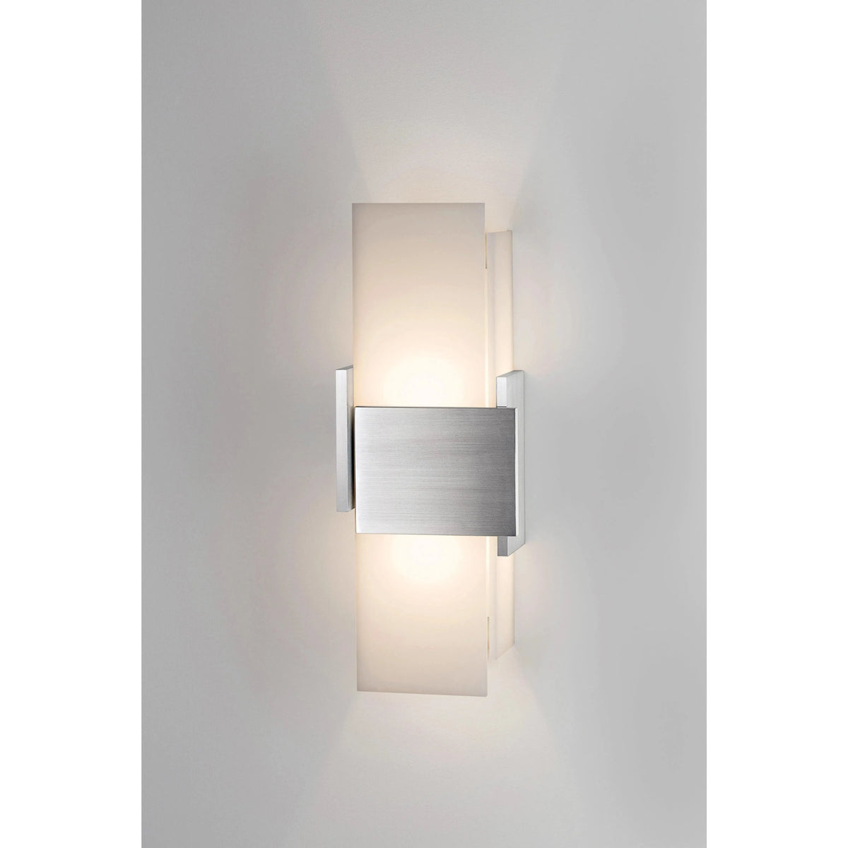 Cerno - Acuo LED Wall Sconce - 03-130-A-27P1 | Montreal Lighting & Hardware