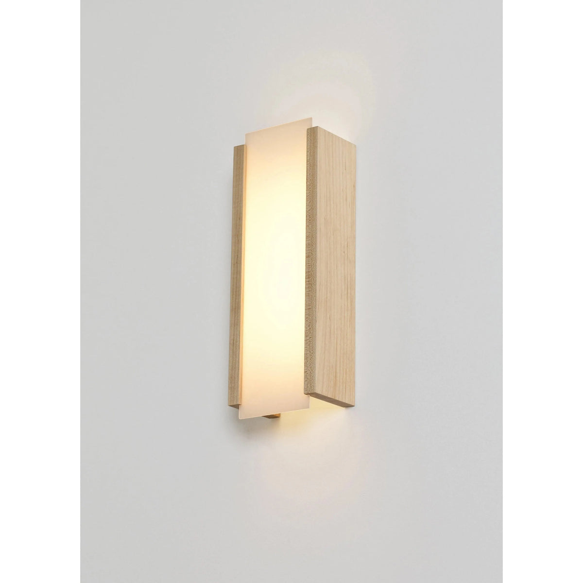 Cerno - Capio LED Wall Sconce - 03-180-SM-27P1 | Montreal Lighting & Hardware