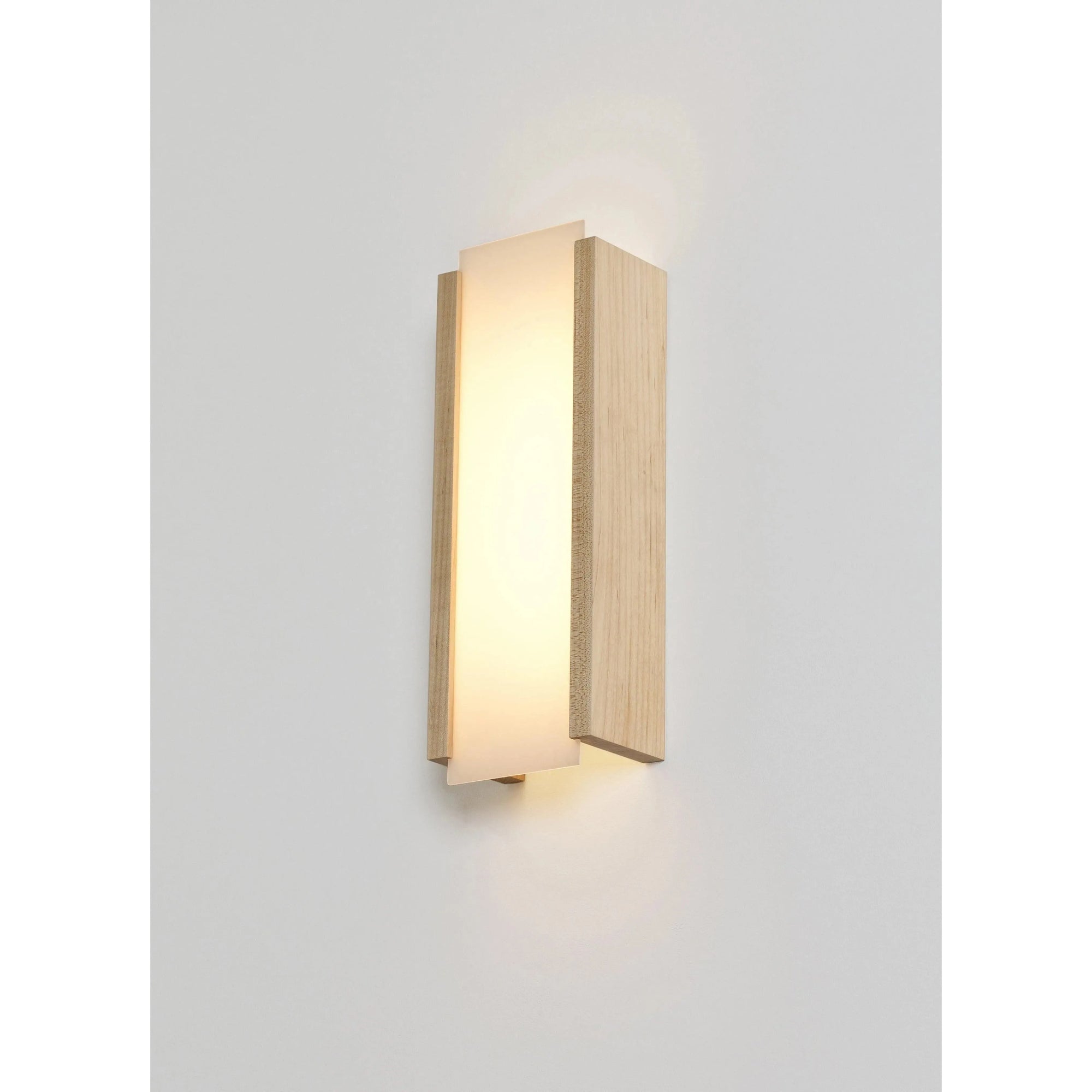 Cerno - Capio LED Wall Sconce - 03-180-LW-27P1 | Montreal Lighting & Hardware