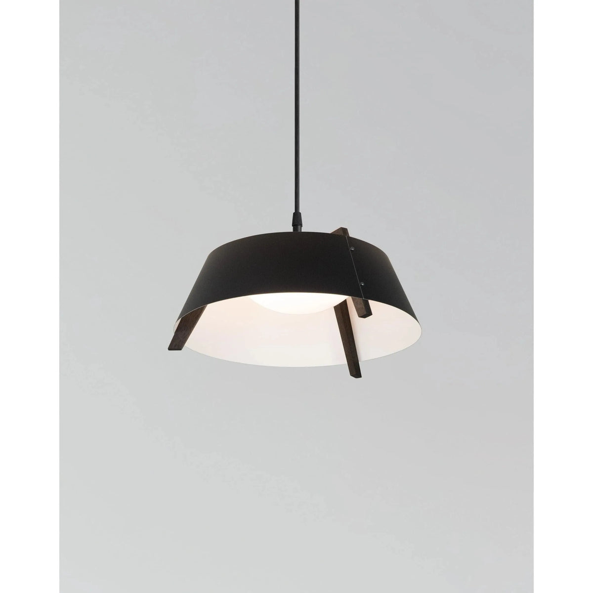 Cerno - Casia Pendant - 06-280-14BD-27P1 | Montreal Lighting & Hardware