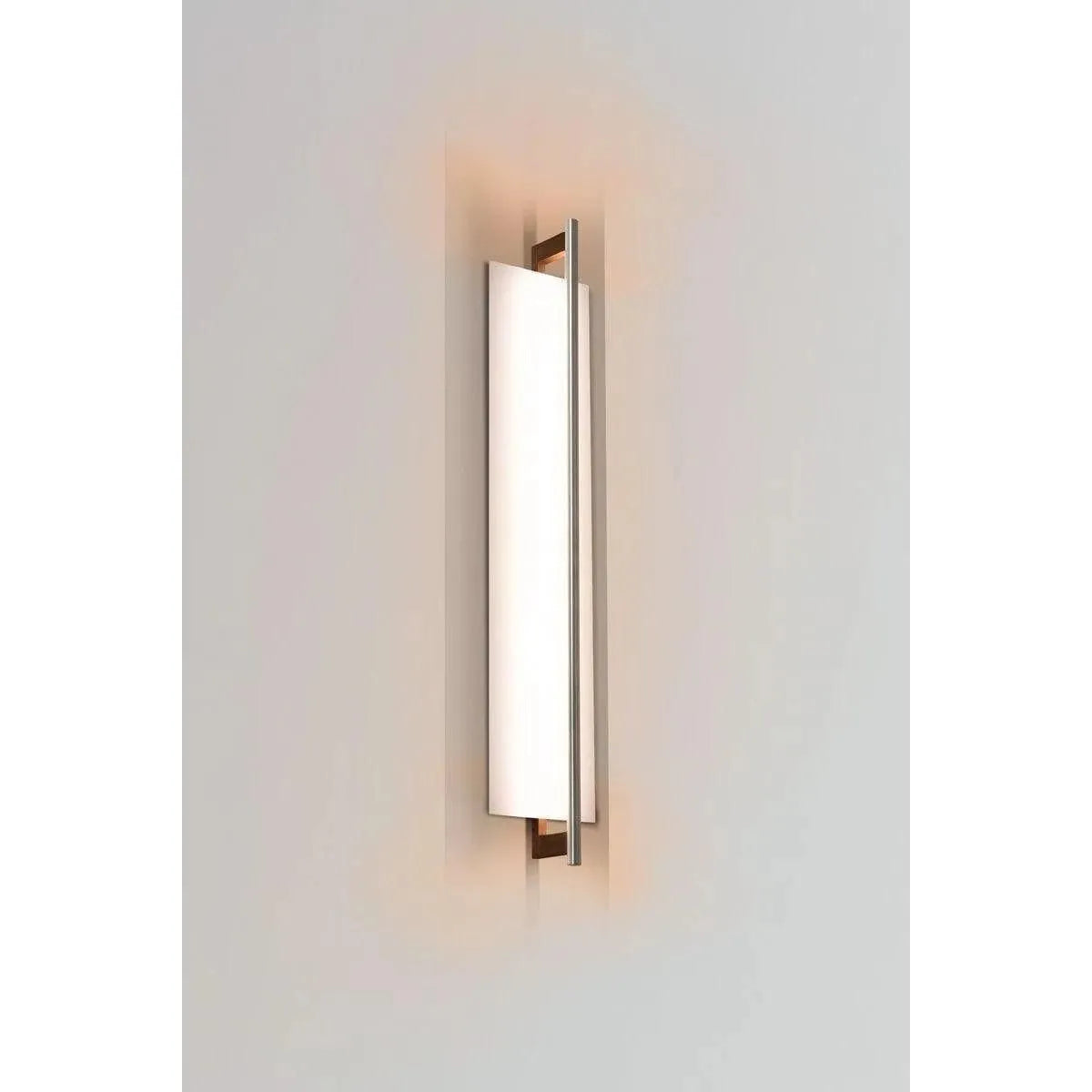 Cerno - Merus LED Wall Sconce - 03-251-31BDA-27P1 | Montreal Lighting & Hardware