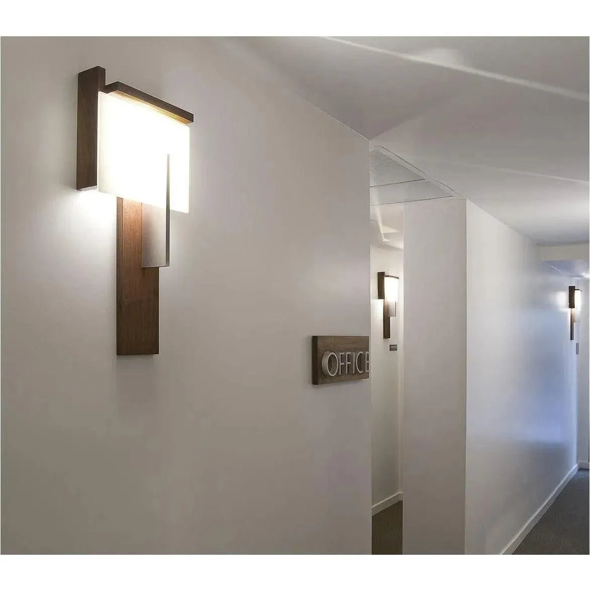 Cerno - Oris LED Wall Sconce - 03-140-AD-27P1 | Montreal Lighting & Hardware