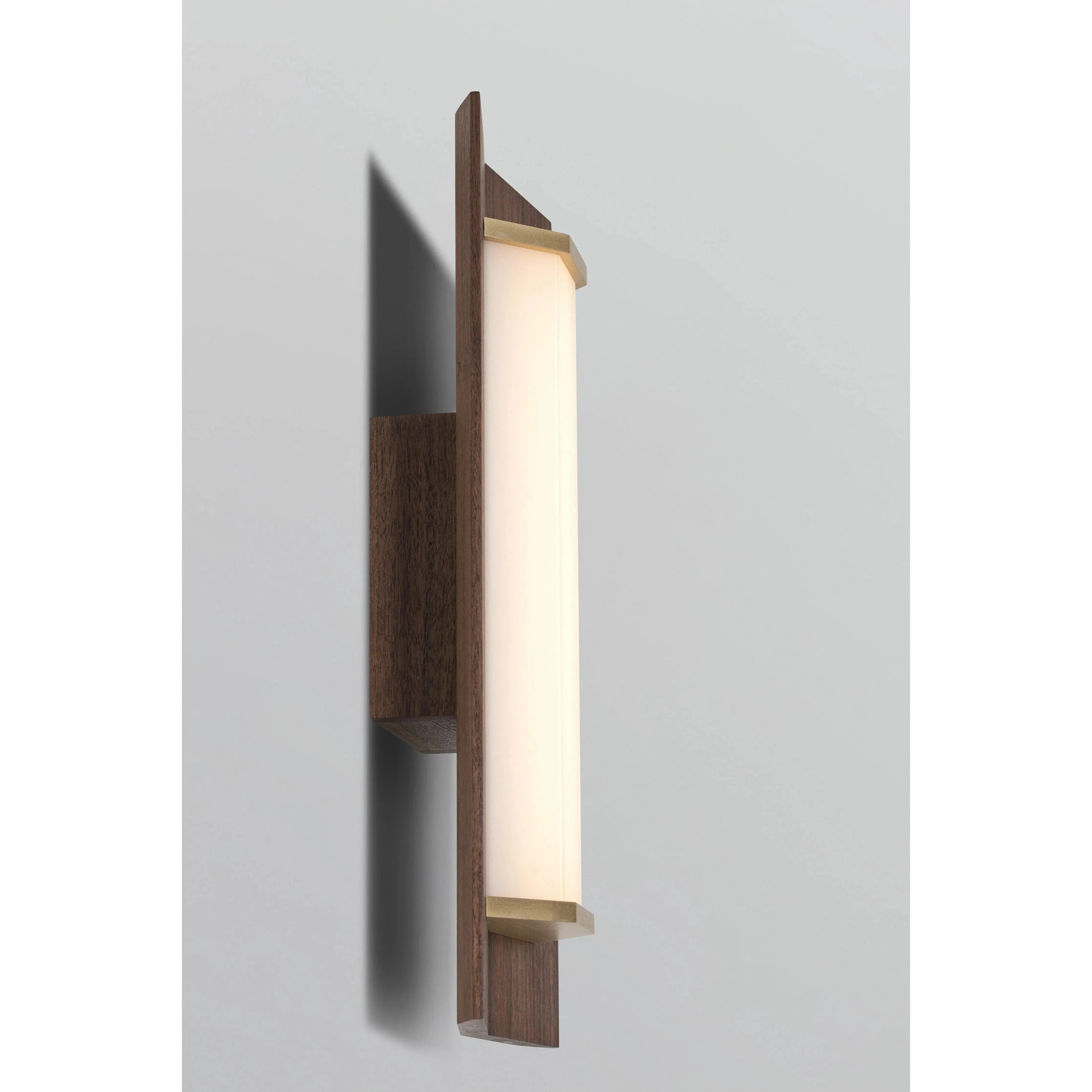 Cerno - Penna LED Wall Sconce - 03-220-16BDD-27P1 | Montreal Lighting & Hardware