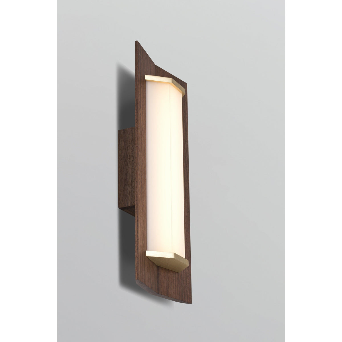 Cerno - Penna LED Wall Sconce - 03-220-16BDW-27P1 | Montreal Lighting & Hardware