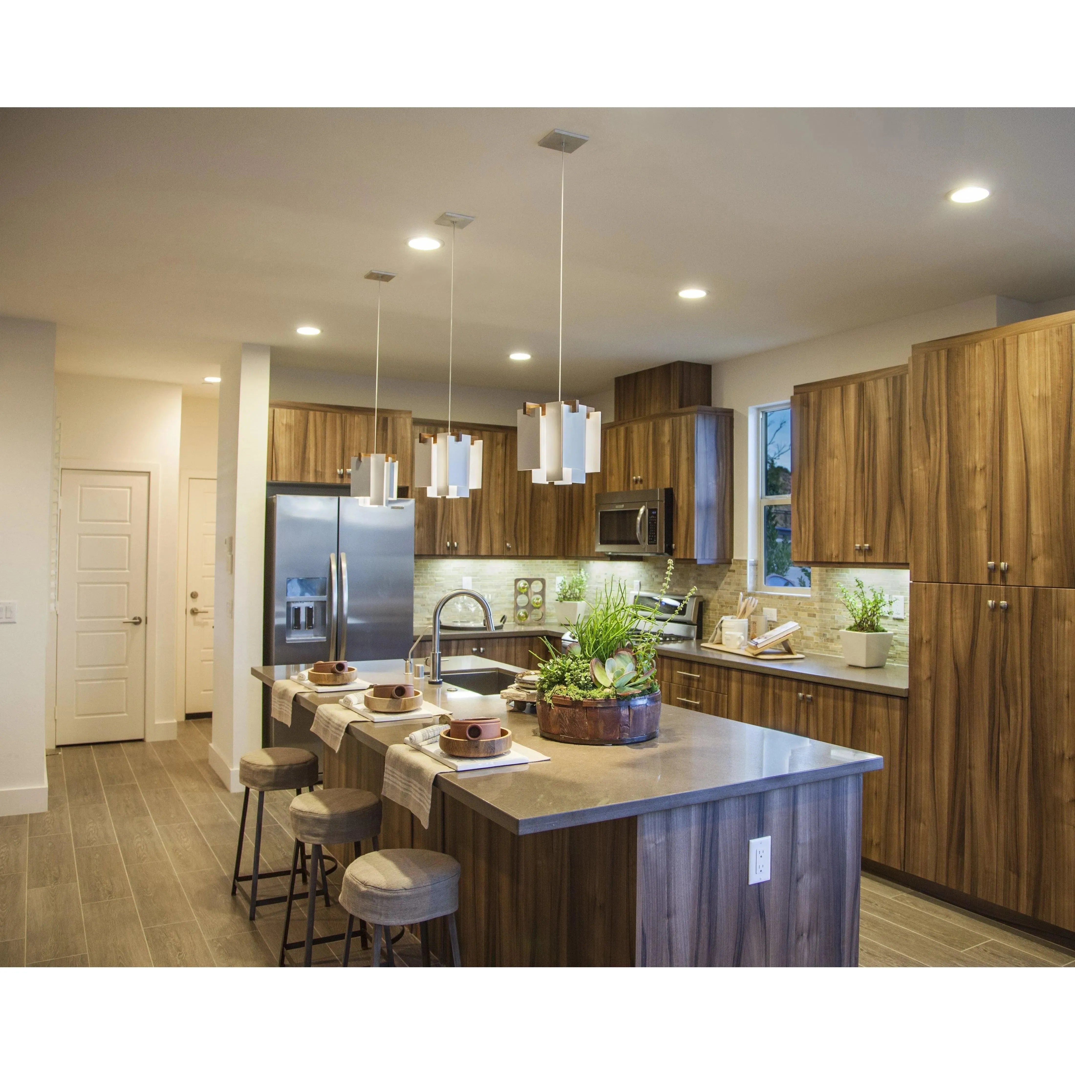 Cerno - Salix LED Accent Pendant - 06-120-WA-27P1 | Montreal Lighting & Hardware