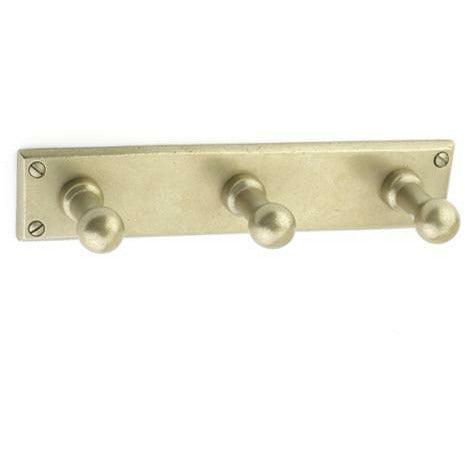 Emtek - Sandcast Bronze 3 Hooks with Rectangular Plate - 2307TWB | Montreal Lighting & Hardware