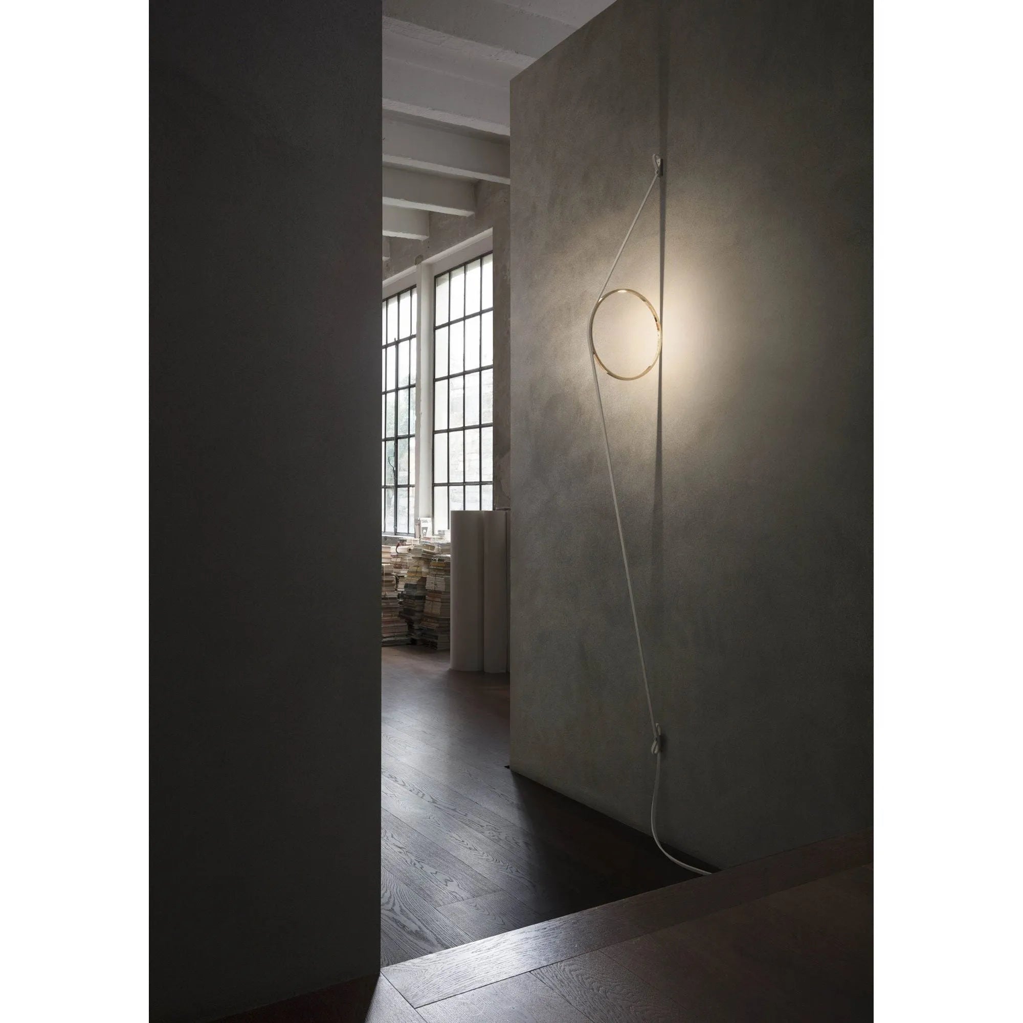 Flos - WireRing Plug-In Wall Light - F9513044 | Montreal Lighting & Hardware