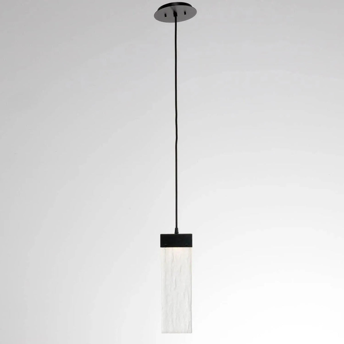 Hammerton Studio - Parallel Glass Pendant - LAB0042-01-MB-CG-C01-L1 | Montreal Lighting & Hardware