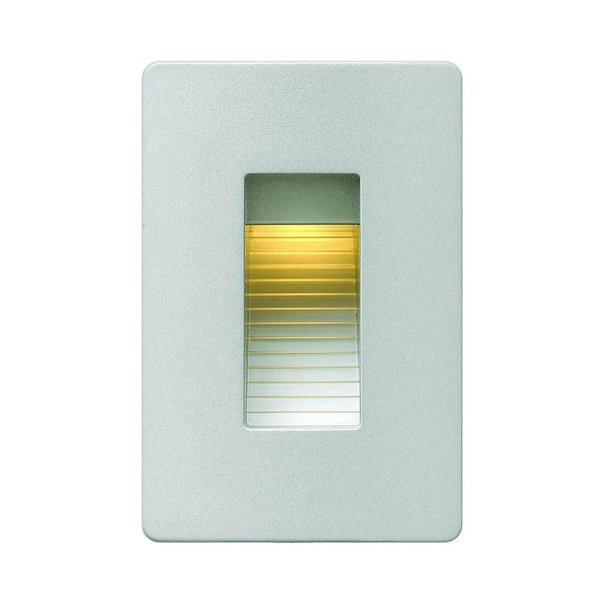 Hinkley Lighting - Luna 120V LED Vertical Step Light - 58504TT | Montreal Lighting & Hardware