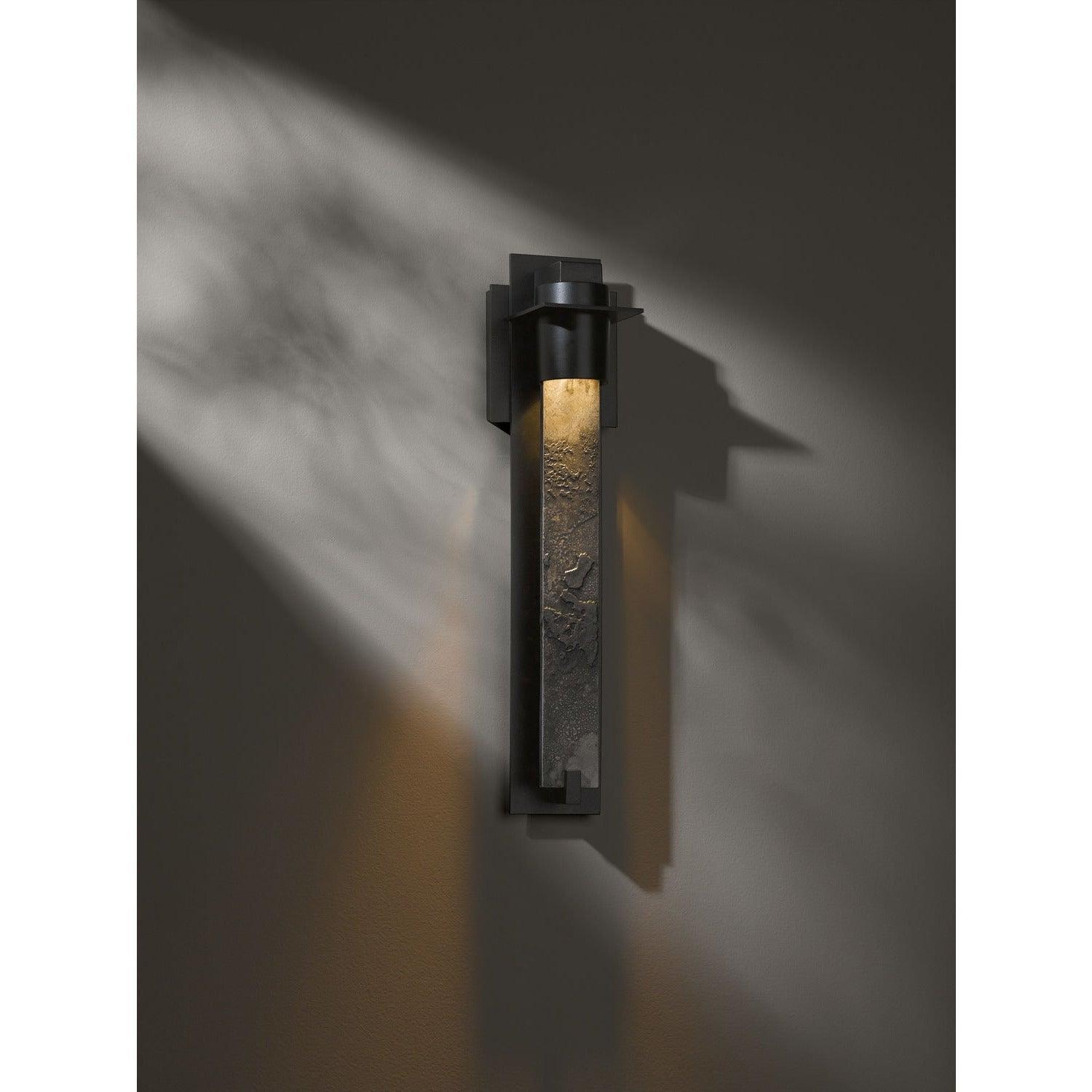 Hubbardton Forge - Airis 18-Inch One Light Outdoor Wall Sconce - 307910-SKT-10-ZP0326 | Montreal Lighting & Hardware