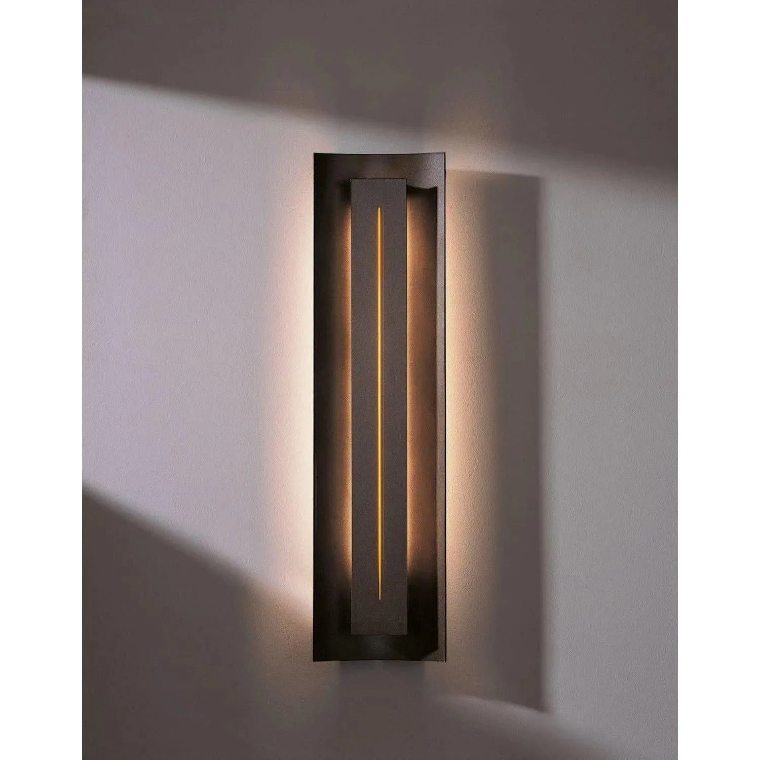 Hubbardton Forge - Gallery 27-Inch Three Light Wall Sconce - 217635-SKT-05-FF0205 | Montreal Lighting & Hardware