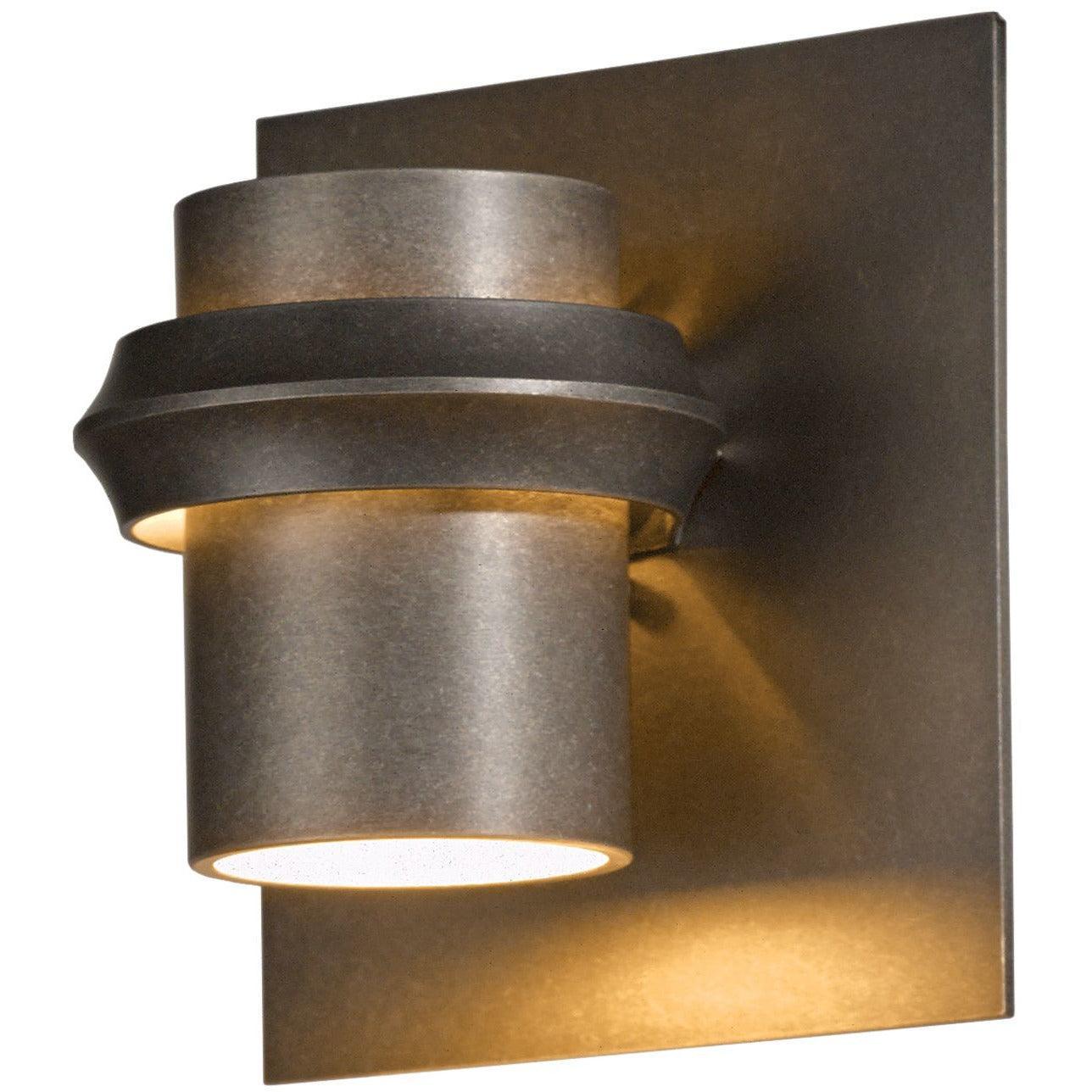 Hubbardton Forge - Twilight 7-Inch One Light Outdoor Wall Sconce - 304901-SKT-77 | Montreal Lighting & Hardware