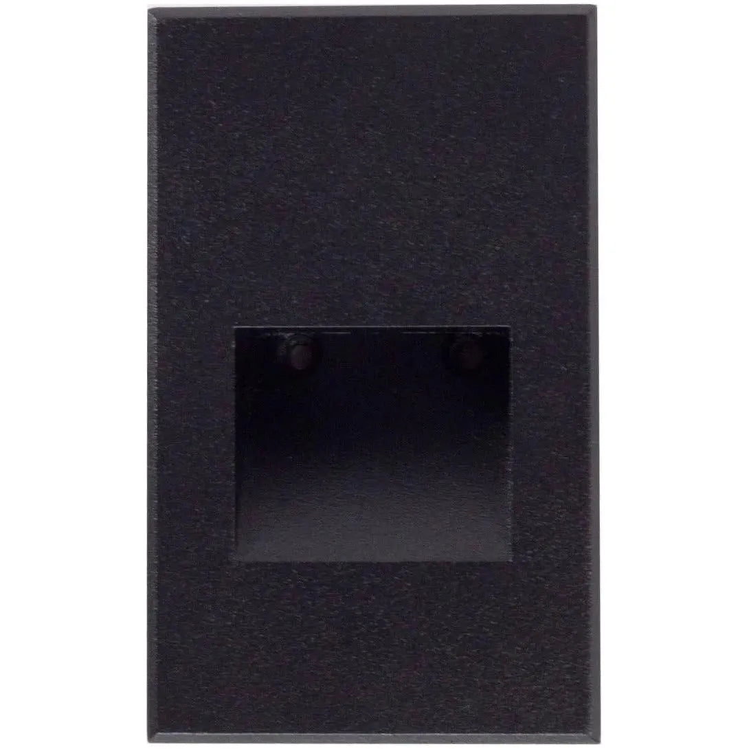Kuzco Lighting - Sonic Verical Step Light - ER3005-BK | Montreal Lighting & Hardware