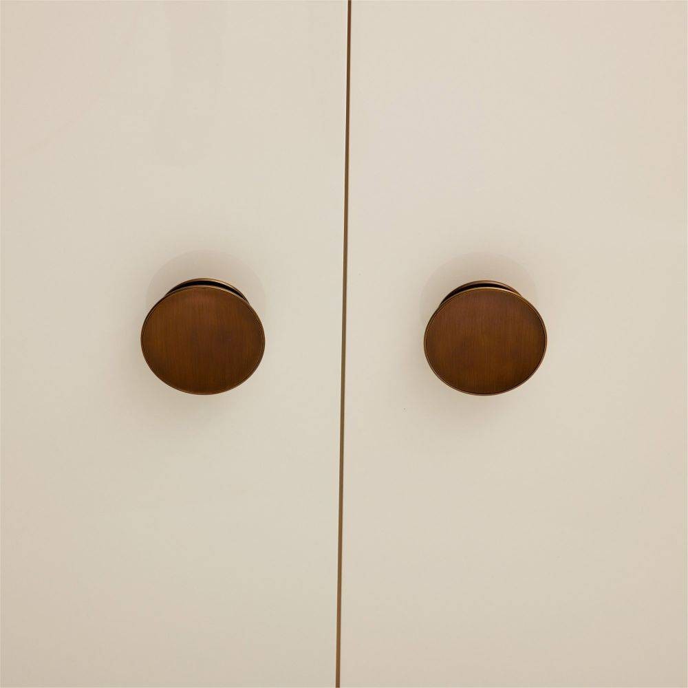 Arteriors - 5704 - Meuble - Kennedy - Laque Opale
