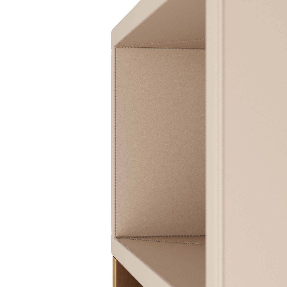 Arteriors - FEI07 - Table d'appoint - Talcon - Revêtement en cuir couleur tourterelle/laiton antique