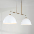 Éclairage Capital Lighting - 852021AW - Îlot lumineux à deux lampes Suspension - Ross - Laiton vieilli et blanc