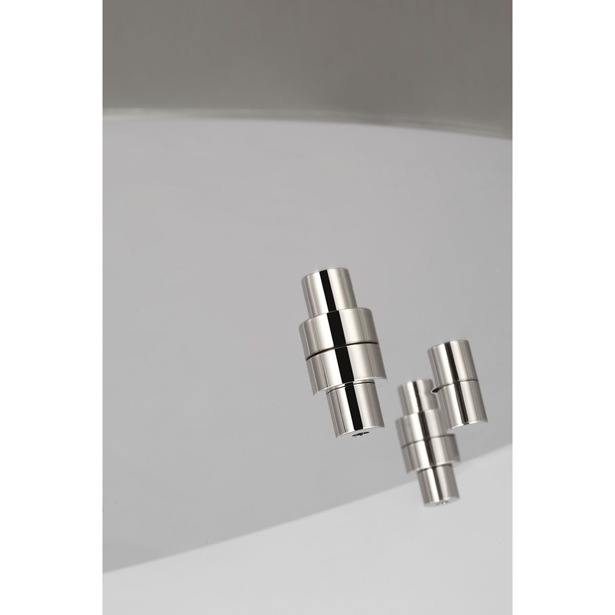 Visual Comfort Modern - SLCH577N - Canopy - Polished Nickel
