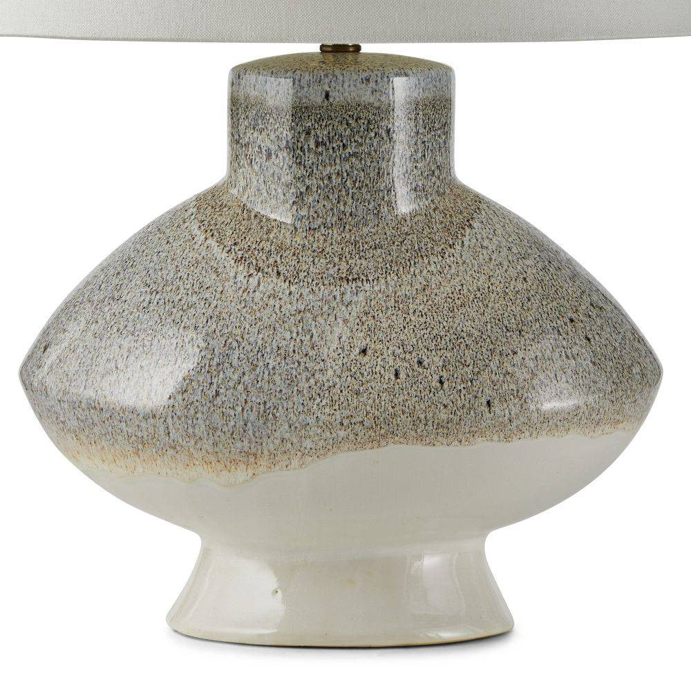 Arteriors - PTC33-103 - Une lumière Lampe de table - Ginn - Pebble Reactive/Laiton antique/Blanc cassé/Blanc cassé