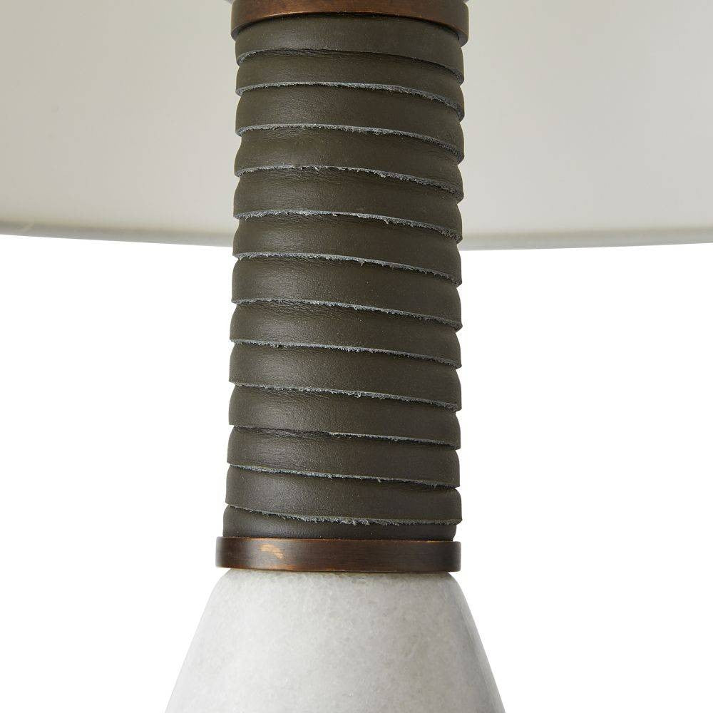 Arteriors - PTC38-SH039 - Une lumière Lampe de table - Everly - Blanc/Graphite/Laiton Heritage/Ivoire