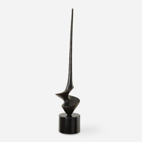 Sculpture entièrement torsadée