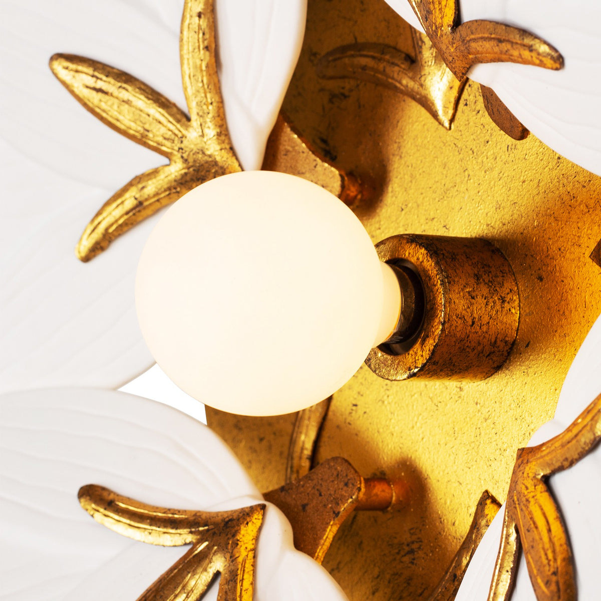 Kalco - 525621OL - Une lampe Murale - BLOOM - Feuille d'or oxydée