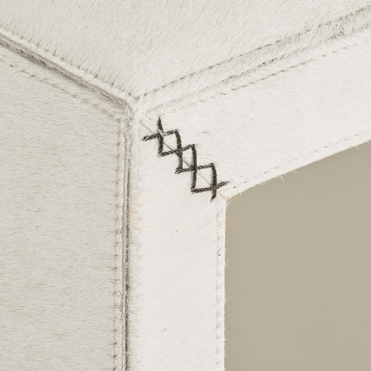 Arteriors - FSI18 - Tabouret de bar - Cowan - Blanc