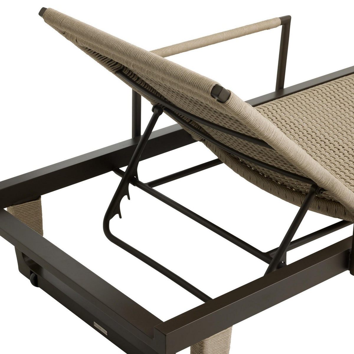 Arteriors - FTS03 - Chaise longue d'extérieur avec accoudoirs - Daytona - Buff
