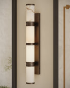 Currey and Company 5800-0081 Brenham Murale en bronze naturel/huilé