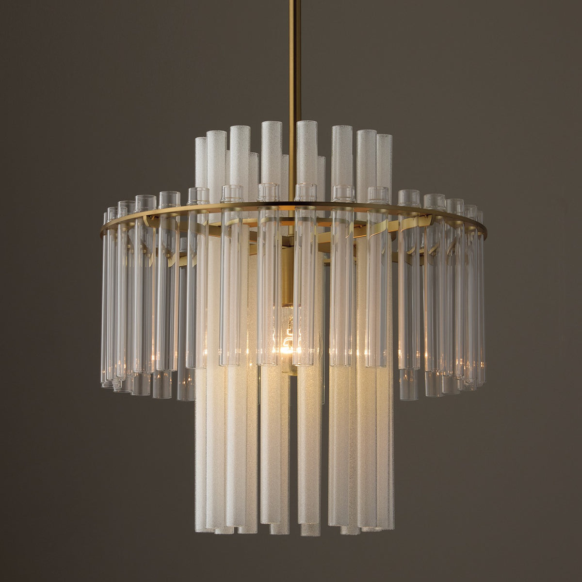Éclairage Capital - 358711AD - Une lampe Suspension - Blair - Laiton vieilli