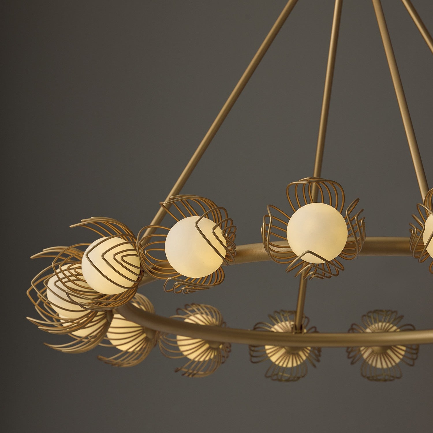 Éclairage Capital - 462102GF - 16 lampes Suspendu - Flora - Or poli