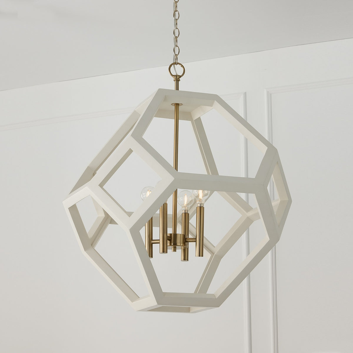 Éclairage Capital - 358441WM - Quatre lampes Suspension - Géo - Blanc plat et laiton mat