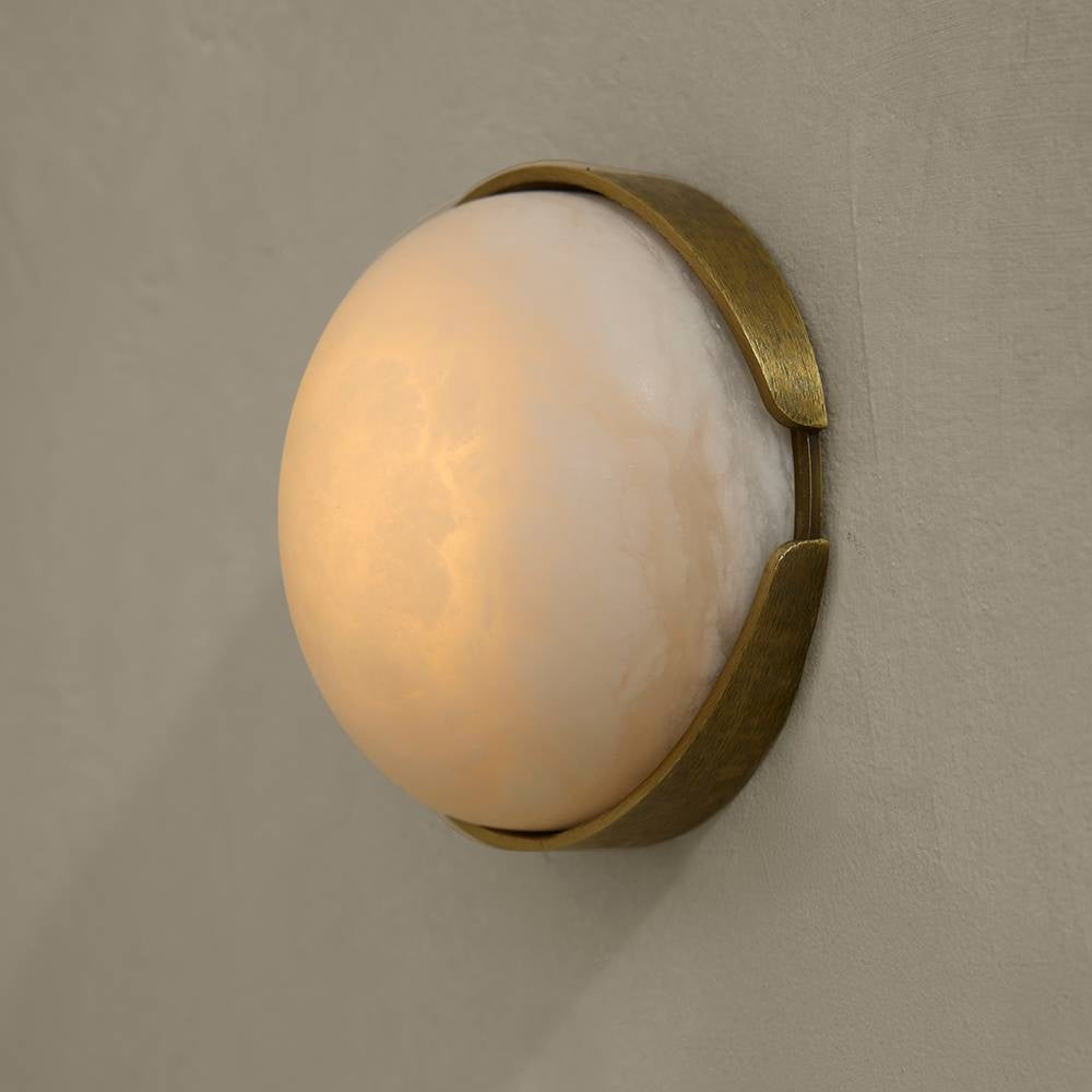 Arteriors - DFC30 - LED Plafonnier - Elara - Blanc/Laiton antique